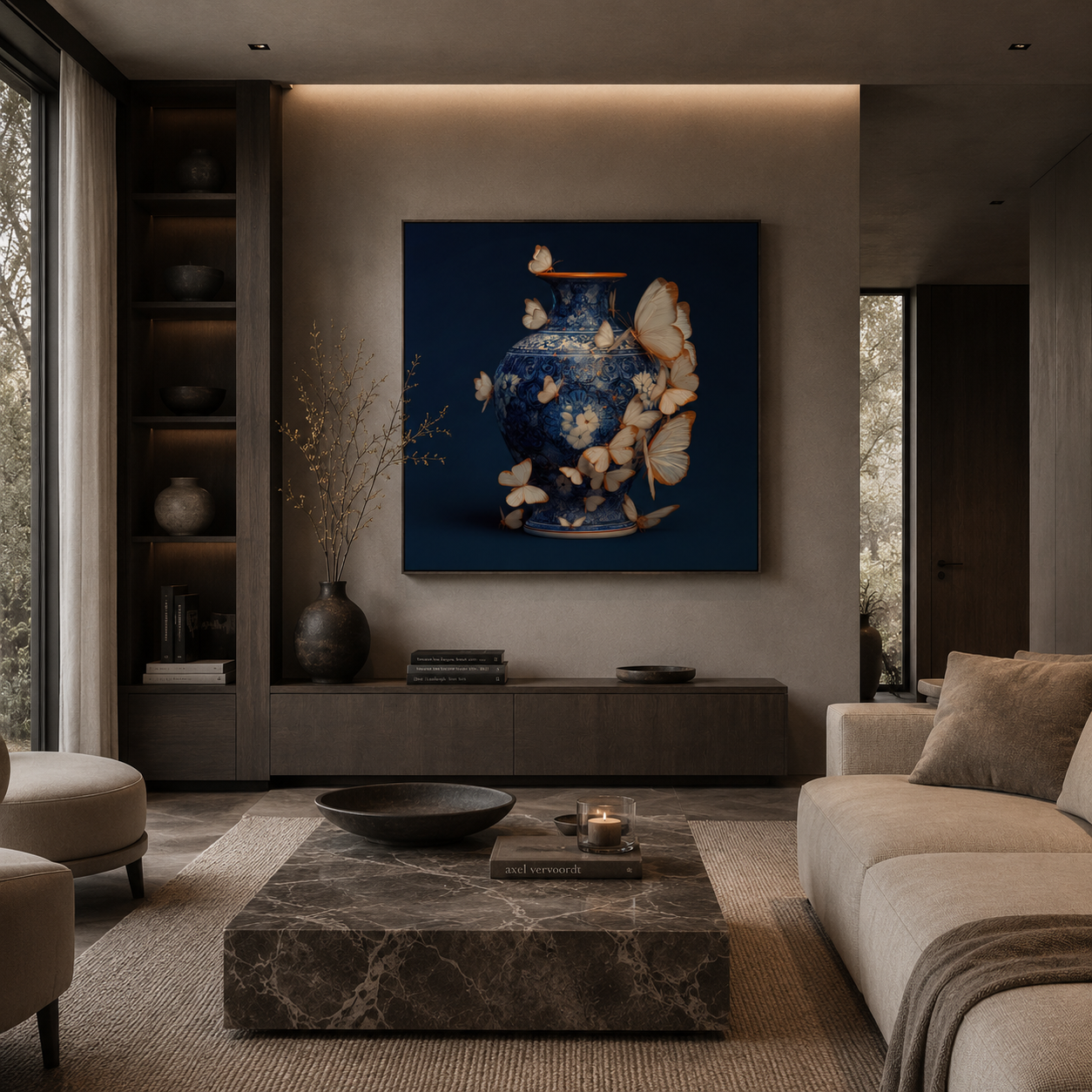 Exclusief schilderij van een rijk gedecoreerde porseleinen vaas omringd door witte vlinders met subtiele gouden accenten.