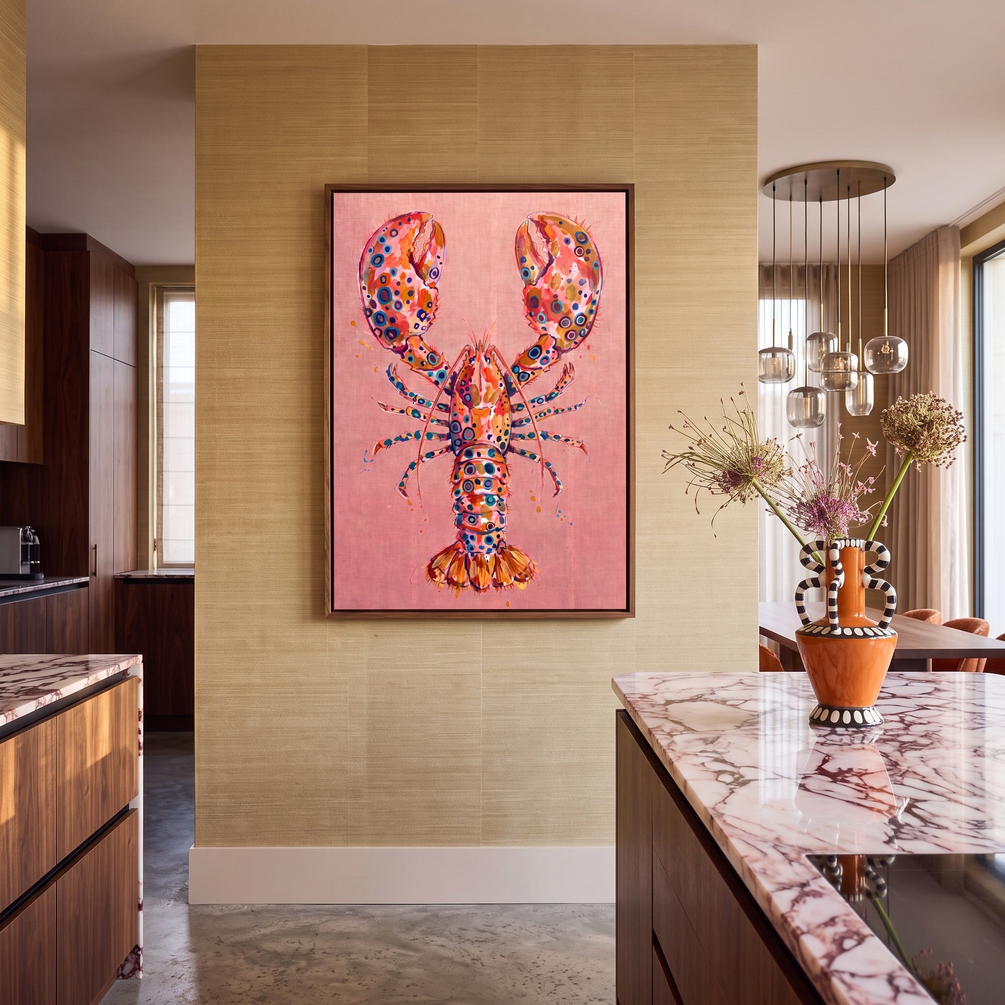 Modern dierenkunstwerk met kleurrijke kreeft als opvallende eyecatcher