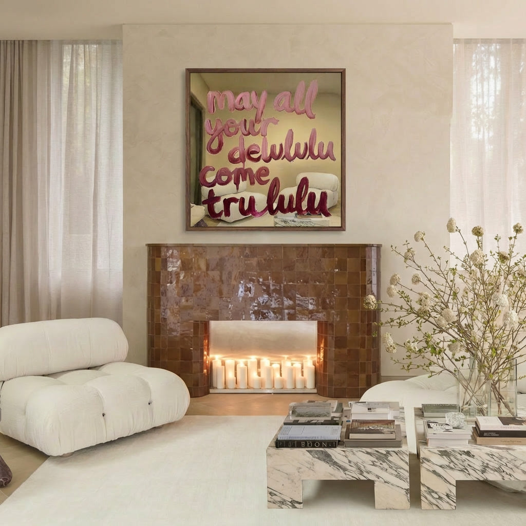 Trendy kunstwerk met humoristische tekst in roze verf voor modern interieur