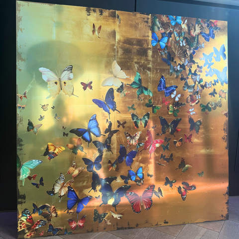 Golden Flutter – Limited Edition Art Piece- plexiglas schilderij - kunst