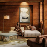 Modern abstract schilderij met neutrale kleuren en tactiele structuren, geïnspireerd door natuurlijke verwering en balans.